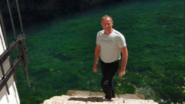 STABILNO ZDRAVSTVENO STANJE Trostruki ubojica iz Sanskog Mosta uskoro napušta bolnicu