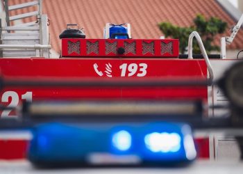 Sinoć gorilo poviše Belvedera, na intervenciji bilo 10 vatrogasaca