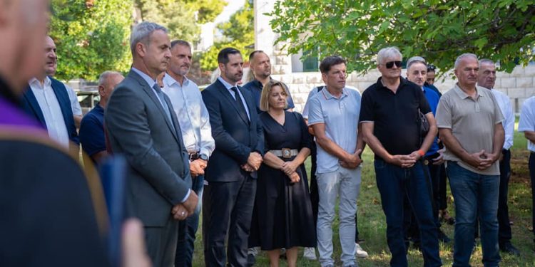 Splitski HDZ-ovci se prisjetili onih koji su proganjani, mučeni i ubijeni od strane totalitarnih režima