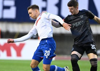 Sportske novosti – Bio je kandidat za Vatrene, ali sad se odlučio za drugu reprezentaciju! ‘Žao nam je zbog ovakvog raspleta’