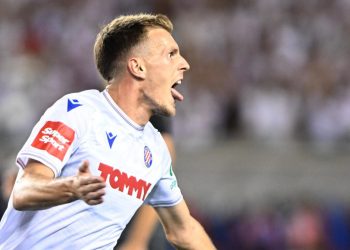 Sportske novosti – Evo kako se Emir Sahiti oprostio od Hajduka, poruka je dirljiva, a javio mu se i jedan Vatreni