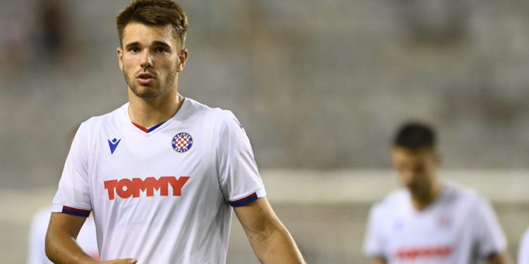 Sportske novosti – Hajduk nije zaboravio na Vuškovića, u teškom trenutku bivšem igraču stigla podrška s Poljuda