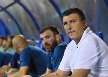Sportske novosti – Jakirović najavio dvoboj protiv kuma i osvrnuo se na veliku vijest: ‘Nedostajalo nam je to prošle sezone’