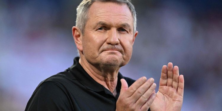 Sportske novosti – Kek oštro prema navijačima: ‘Znate li gdje će završiti Rijeka ako Miškoviću pukne film i napusti klub?’