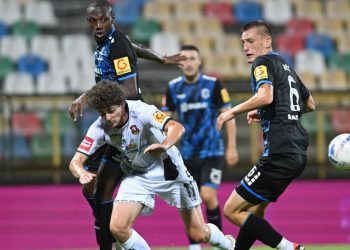 Sportske novosti – Nula u Velikoj Gorici, bivši hajdukovac morao van igre zbog ozljede, Varaždinu poništen pogodak