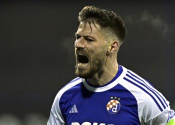 Sportske novosti – Petković potpisao novi ugovor s Dinamom pa otkrio kako je donio odluku: ‘Kad sam ponude stavio na papir…’