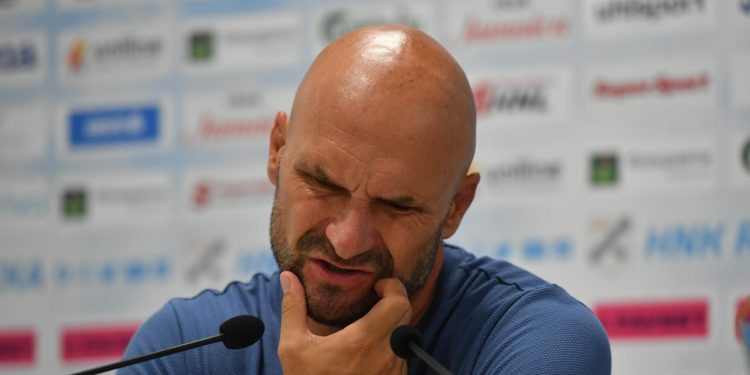 Sportske novosti – Sopić: Ljudi su nas mogli kazniti, komplicirali smo. Idemo se potući na toj umjetnoj travi