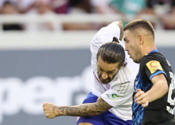 Sportske novosti – UŽIVO/VIDEO: GOOOL! Hajduk uz dosta sreće izjednačio na Poljudu, Krovinović provukao loptu kroz šumu nogu