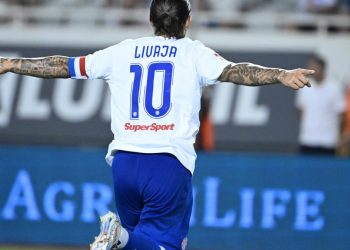 Sportske novosti – UŽIVO/VIDEO: Livaja zabio, sudac pregledavao spornu situaciju prije gola, Malenica spasio Osijek