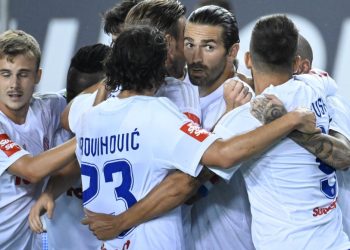 Sportske novosti – VIDEO: Livaja zabio za pobjedu, ali i zabrinuo navijače Hajduka, šepajući je napustio teren
