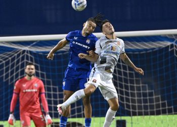 Sportske novosti – VIDEO: Nesvakidašnja situacija na Maksimiru, sudac dosudio dva indirekta. Što je vratarima bilo u glavi?