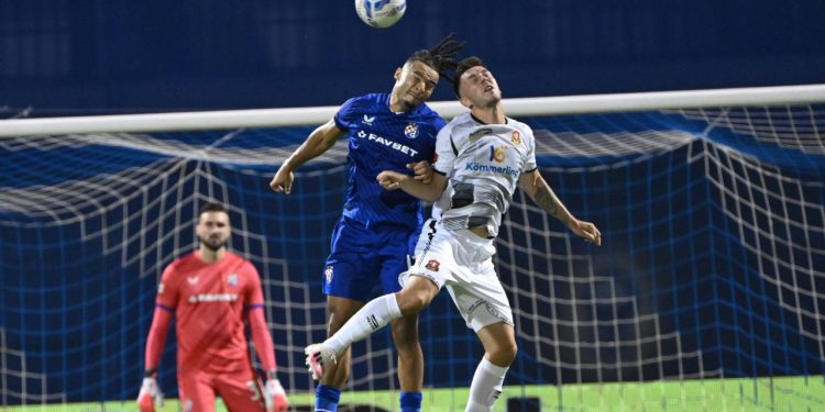 Sportske novosti – VIDEO: Nesvakidašnja situacija na Maksimiru, sudac dosudio dva indirekta. Što je vratarima bilo u glavi?