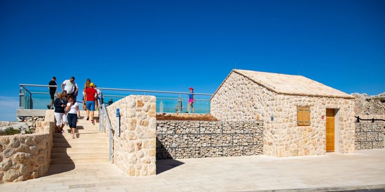 Srbi vidjeli kako Hrvati zarađuju na jednoj stvari pa krenuli i oni: ‘Okreću milijune eura’