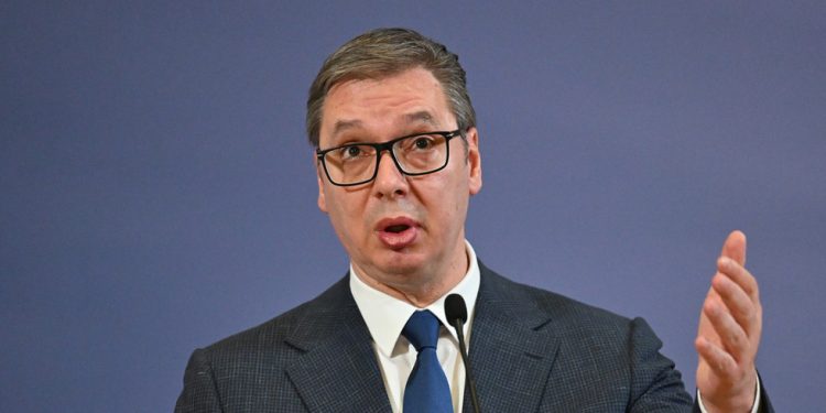 Srbijanski predsjednik potvrdio da je dobio upozorenje za državni udar od Rusije — RT World News