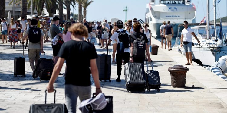 Srpkinja odvela kćer u Hrvatsku: ‘Otišla sam na traktoru, a ona je upoznala avionom i brodom’