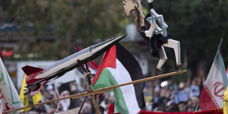 Strah od šireg rata: Europske države pozivaju građane da hitno napuste Bliski istok