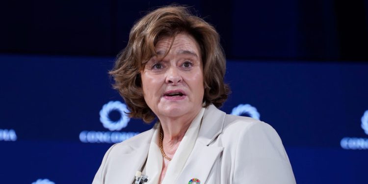 Supruga Tonyja Blaira zastupat će ruskog tajkuna u slučaju teškom 16 milijardi dolara – Vedomosti – RT World News