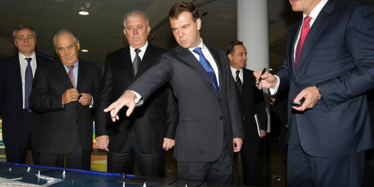 Sve je napetije, prijeti bivši ruski vođa: ‘Mogli bismo poslati svoje tenkove u centar Berlina’