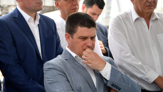 Taksisti traže pravdu od ministra: ‘Albanski gastarbajteri uzrokuju probleme na našim cestama!’