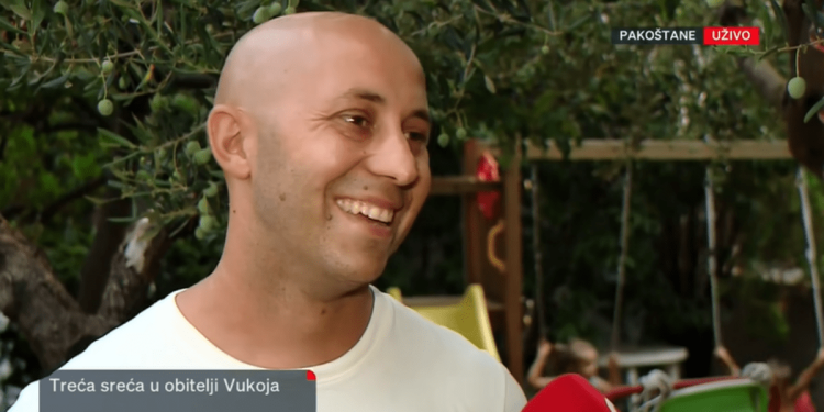 Tata koji je porodio suprugu u Pakoštanima ima savjet za očeve: “Brže vozite u bolnicu”