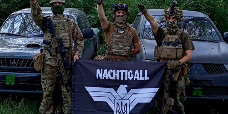 U Kursk su na NATO tenkovima umarširali vojnici s čudnim znakovljem i dignutim desnicama