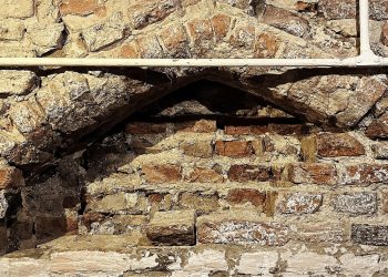 U Ujedinjenom Kraljevstvu otkrivena drevna vrata s mogućom povezanošću sa Shakespeareom