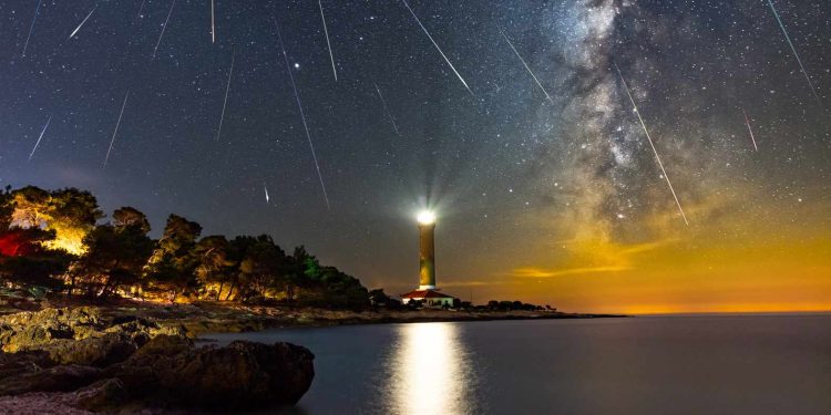 U noći s nedjelje na ponedjeljak Zvjezdano selo Mosor organizira promatranje Perzeida