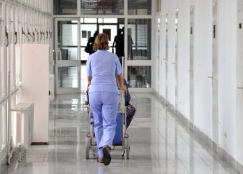 U poznatom hrvatskom ljetovalištu buknula zaraza: Oko 30 djece završilo na hitnoj