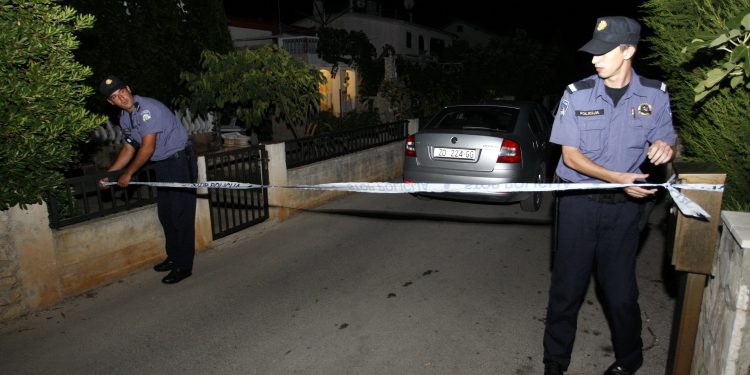 U tragediji na Viru preminula majka, dvoje djece ozlijeđeno: ‘Ovo je gore od Divljeg zapada’