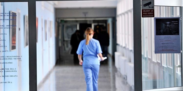 U zagrebačkoj bolnici raste broj oboljelih od neobične upale: ‘Pacijenti povraćaju od kašlja’