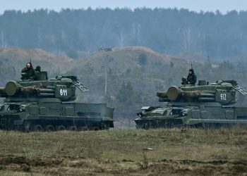 Ukrajina govori Bjelorusiji da povuče vojsku s granice — RT Rusija i bivši Sovjetski Savez