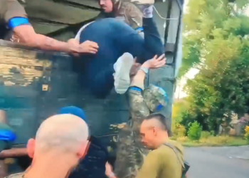 Ukrajinske trupe ‘otimaju’ ruske civile (VIDEO) — RT Rusija i bivši Sovjetski Savez