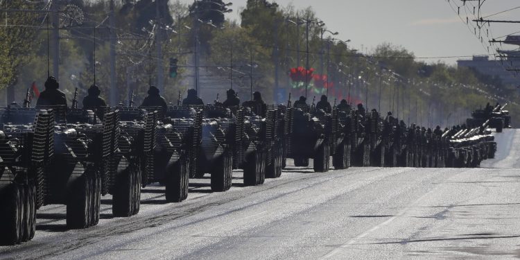 Ukrajinski susjed šalje trećinu vojske na granicu: ‘Povlačenje trupa bilo bi jednako smrti’