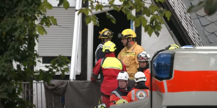 Urušio se hotel u Njemačkoj: Vatrogasci spasili dvije žene i dijete