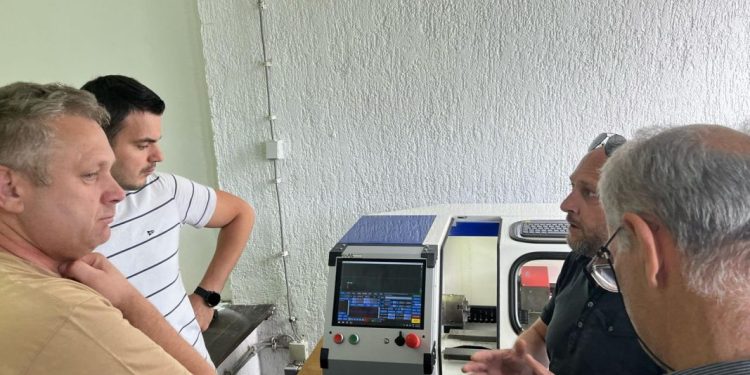 VELIKA VIJEST ZA SINJSKU ŠKOLU Županija odobrila projekt, učenicima stiže nova CNC glodalica