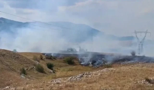 VELIKI POŽAR U GACKU Čovjeku se vatra otela kontroli, a sada su ugrožena naselja i helikopteri su na terenu