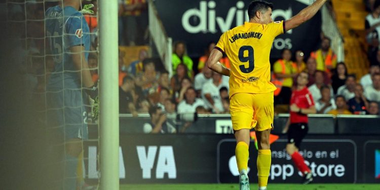 Valencia-Barcelona 1-2: Lewandowskijev dvomeč na Mestalli odlučuje