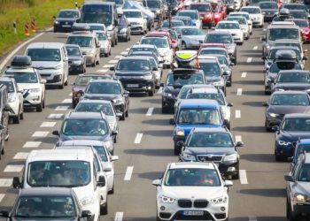 Velike gužve na autocestama – HAK upozorava vozače na kilometarske kolone