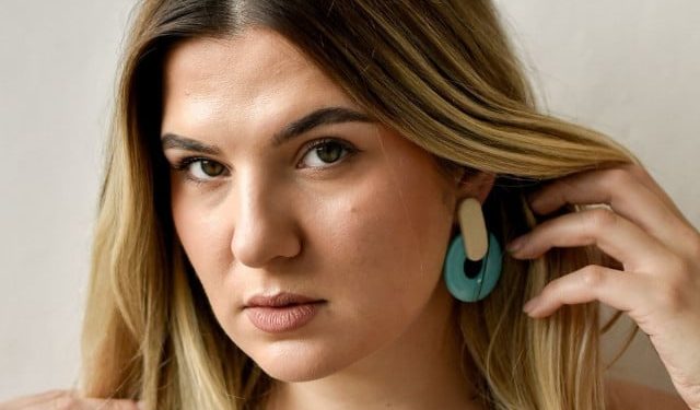 ZANAT IZ SRCA HERCEGOVINE Zbog Frankinog umijeća ljudi kupuju karte za Mostar i njezin zanat nose daleko po svijetu