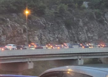Zatvara se cesta Solin – Klis, u prekidu su neke katamaranske i trajektne linije