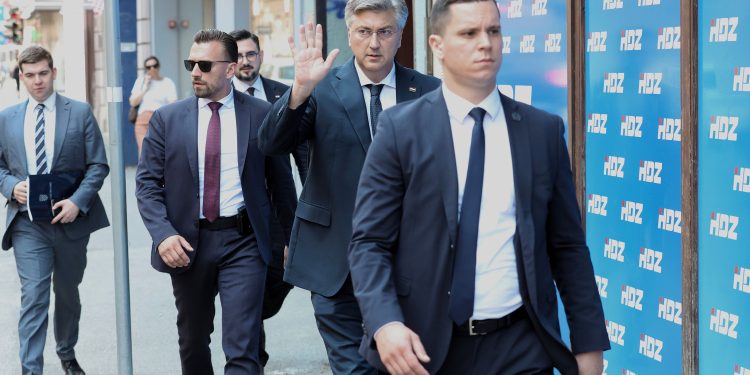 Zavladala panika od HDZ-ovih Ukrajinaca, boje se da će ih uništiti: ‘Sve smo doznali slučajno’