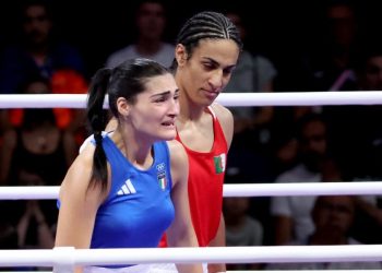 PLASMAN U POLUFINALE Alžirska boksačica koju optužuju da je muškarac osvojila medalju. Rasplakala se | NACIONAL.HR