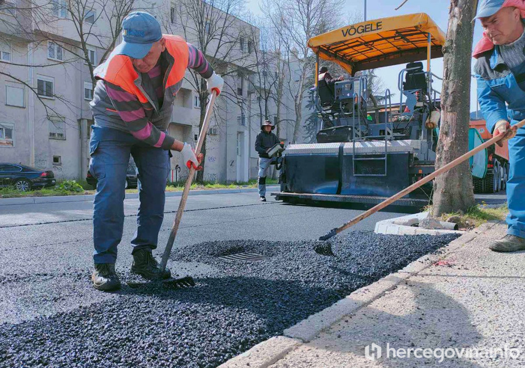 Asfaltiranje u Bleiburških žrtava