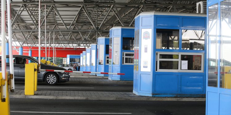 Tragedija na Bajakovu: Policajka službenim motociklom pregazila čovjeka, umro je