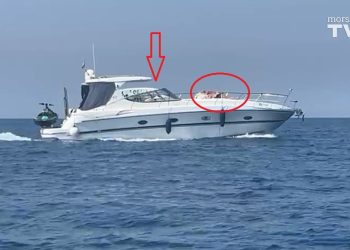 "JOŠ JEDAN HORVATINČIĆ" Posada ove jahte spava i upravo plovi na autopilotu Viškim kanalom: "Zaustavite ga dok netko ne pogine!"