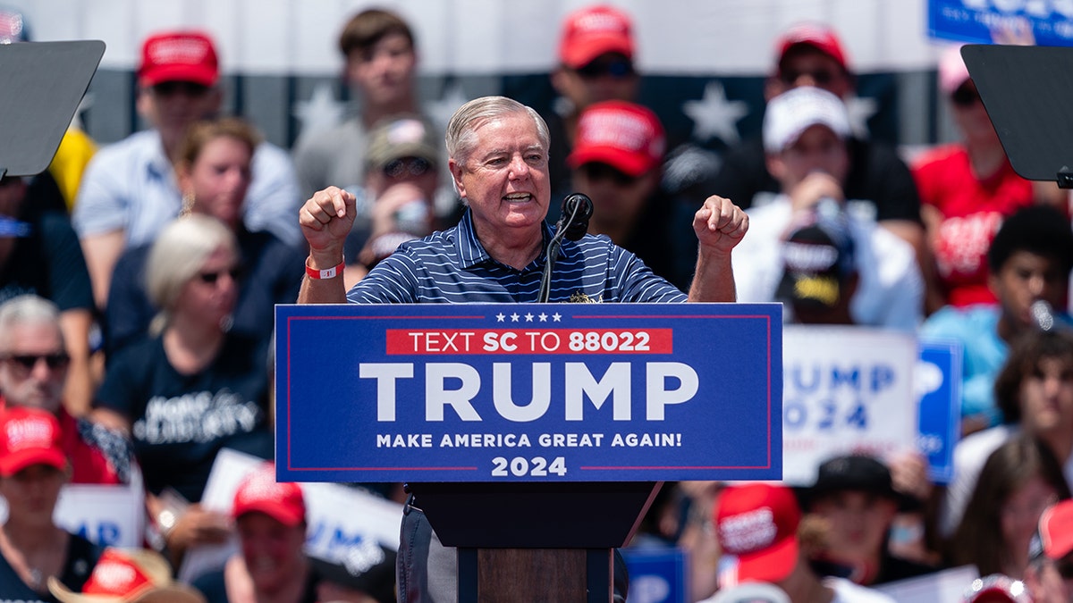 Lindsey Graham na Trumpovom skupu 2023