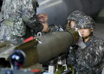 STRAHUJU OD NAPADA SA SJEVERA Južna Koreja i SAD pokreću jednu od najvećih vojnih vježbi na Dalekom istoku | NACIONAL.HR