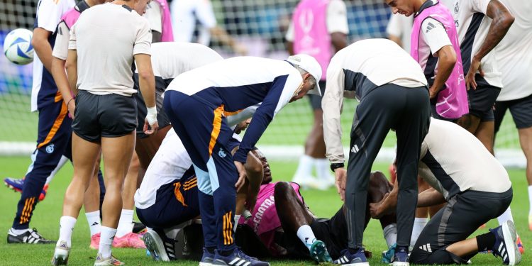 SNIMLJEN TRENUTAK OZLJEDE Dobre vijesti za Modrića? Real oko mjesec i pol dana bez važne karike | NACIONAL.HR