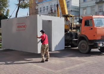 PRIPREME ZA OBRANU Rusija počela postavljati modularna betonska skloništa u Kursku | NACIONAL.HR