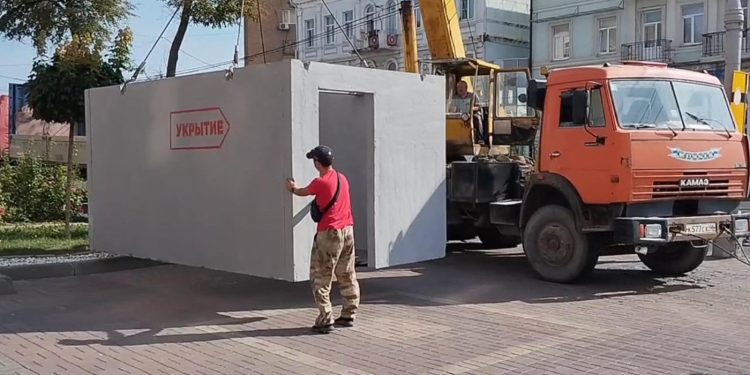 PRIPREME ZA OBRANU Rusija počela postavljati modularna betonska skloništa u Kursku | NACIONAL.HR